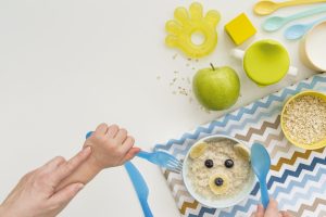 flocos-de-aveia-com-leite-para-bebe